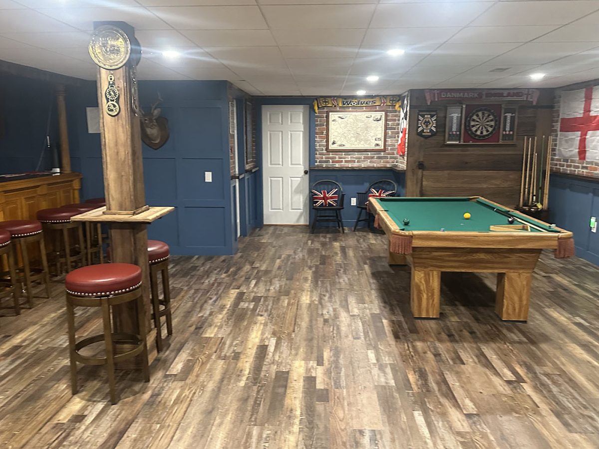 An example of basement renovations that can be done in Coopersburg, PA, that show cases a custom bar